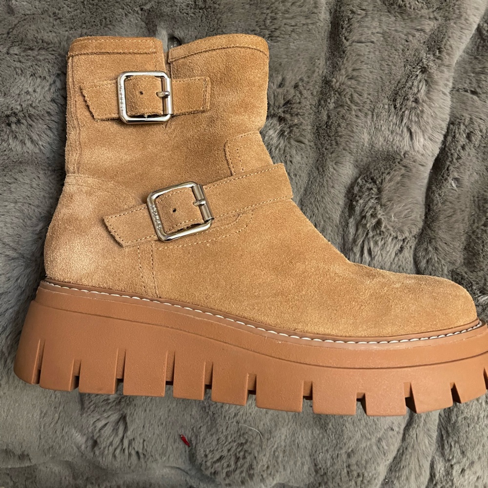 J/SLIDES Tan Suede  Texas  Buckle boots